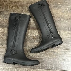 Aldo Rainboots 6.5